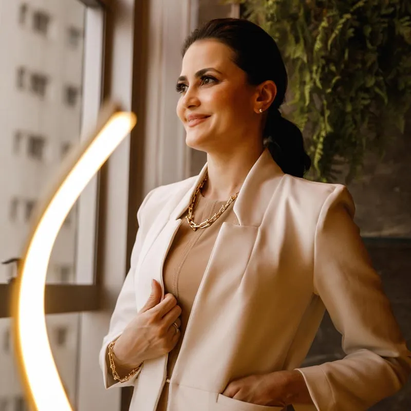 Dra. Súrya Guérios Vasselai - sobre mim